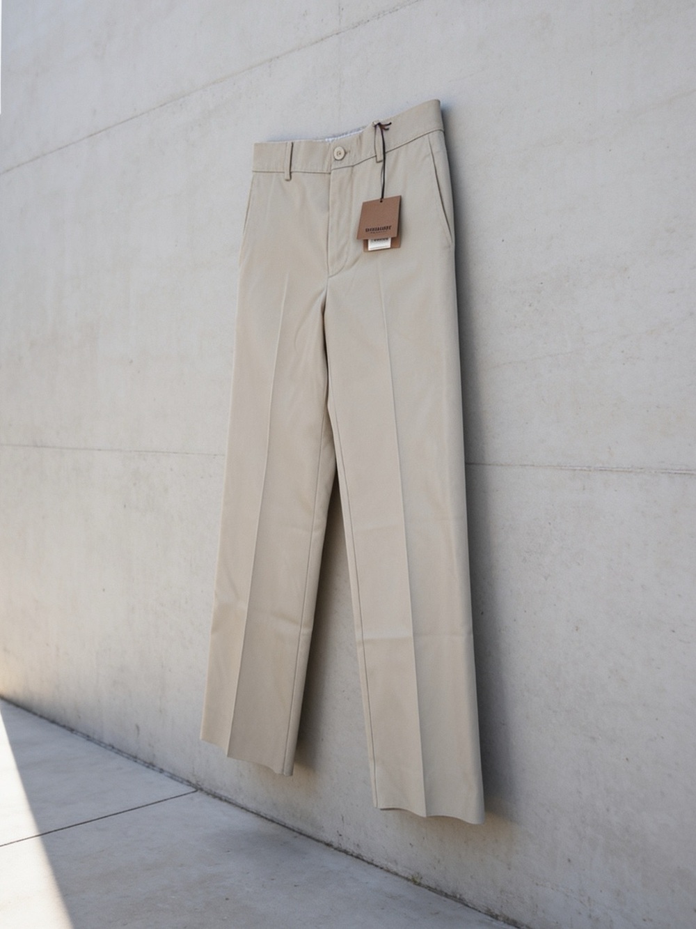 Burberry New Women’s Classic Straight-Leg Pants in Beige size 4
